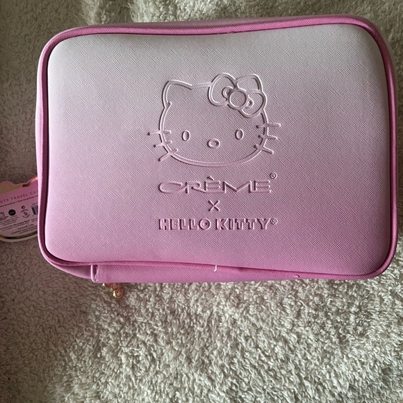 Hello Kitty Travel toiletry bag - Picture 2 of 6